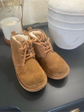 Kids Tan Suede Lace-Up Fleece Boot